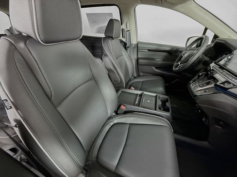 New 2026 Honda Odyssey Touring image 39