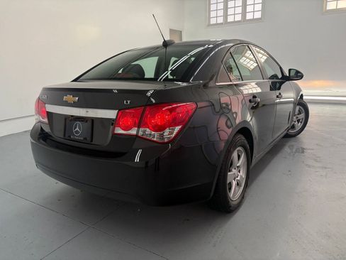 Used 2015 Chevrolet Cruze LT w/ Technology Package image 8