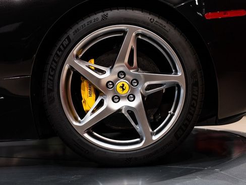 Used 2011 Ferrari 458 Italia Coupe image 14