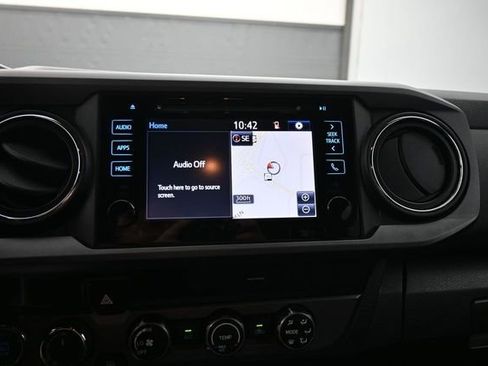 Used 2019 Toyota Tacoma TRD Sport AWD/4WD image 16
