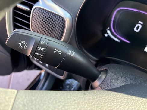 Certified 2025 Kia Soul LX FWD image 28