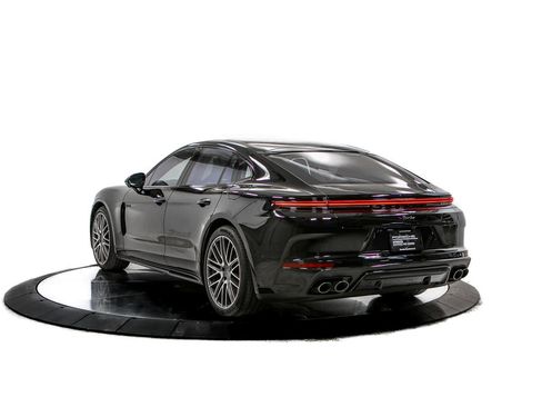 Certified 2025 Porsche Panamera Turbo AWD/4WD image 3