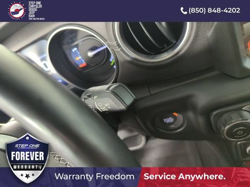 Used 2023 Jeep Wrangler Unlimited Rubicon 4xe w/ Cold Weather Group AWD/4WD image 23