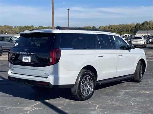 New 2025 Ford Expedition Max Active image 3