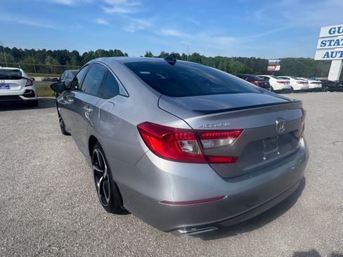 Used 2022 Honda Accord Sport image 8