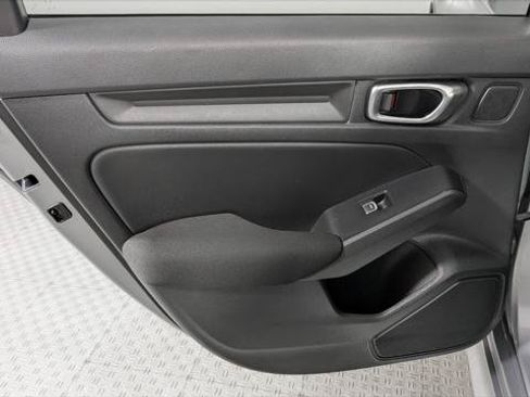 Used 2024 Honda Civic Sport image 16