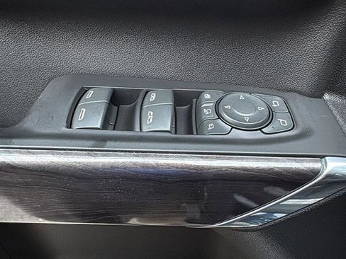 Used 2022 Chevrolet Silverado 2500 LTZ w/ LTZ Plus Package image 15