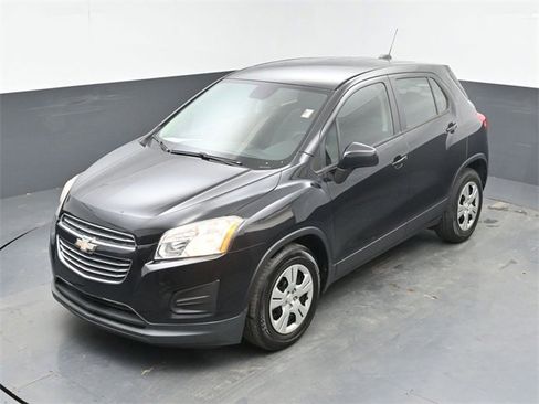 Used 2015 Chevrolet Trax LS w/ LPO, Cargo Package image 36