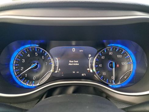 New 2026 Chrysler Pacifica Select AWD/4WD image 20