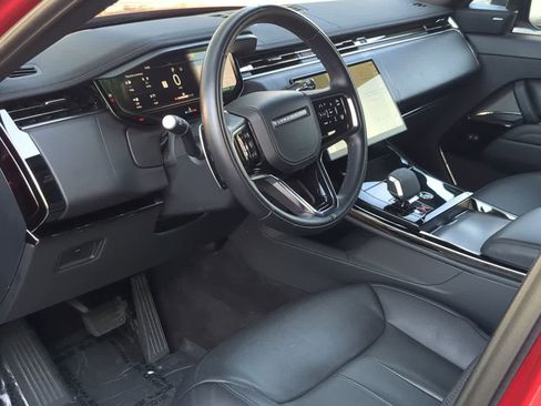 Certified 2025 Land Rover Range Rover Sport SE image 10