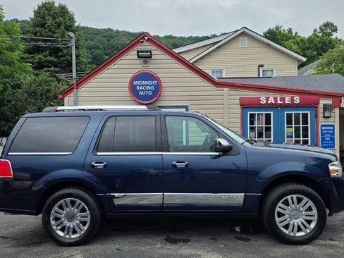 Used 2014 Lincoln Navigator 4WD image 7