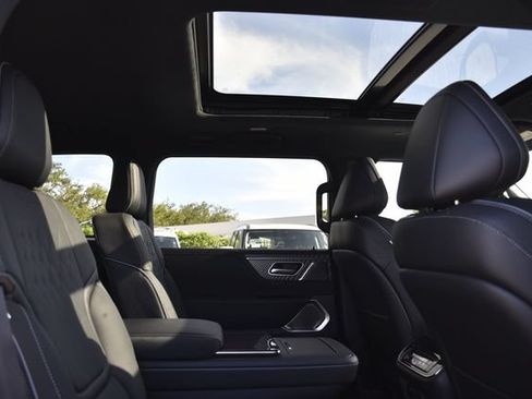 New 2027 INFINITI QX80 Autograph w/ Premium Cargo Package AWD/4WD image 30