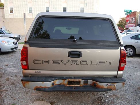 Used 2003 Chevrolet Silverado 1500 W/T image 4