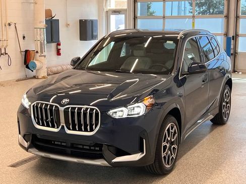 New 2026 BMW X1 xDrive28i w/ Technology Package AWD/4WD image 4