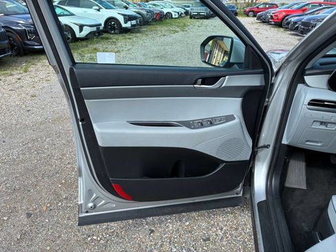 Used 2025 Hyundai Palisade SEL FWD image 15