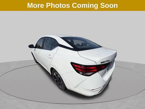 Used 2024 Nissan Sentra SV FWD image 3