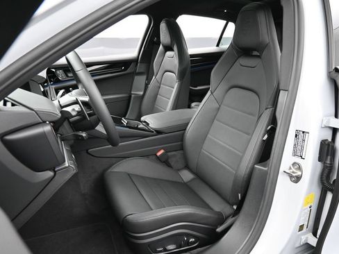 New 2026 Porsche Panamera 4 AWD/4WD image 5