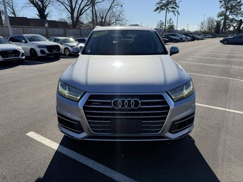 Used 2018 Audi Q7 3.0T Prestige w/ Prestige Package image 4