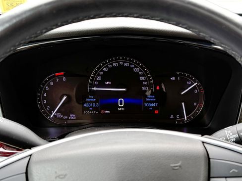 Used 2018 Cadillac XT5 Luxury w/ Driver Awareness Package image 23