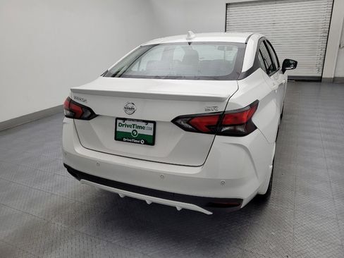 Used 2022 Nissan Versa SR image 7