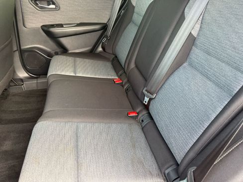 Used 2023 Nissan Rogue SV FWD image 12