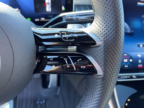 Used 2023 Mercedes-Benz GLC 300 4MATIC image 20