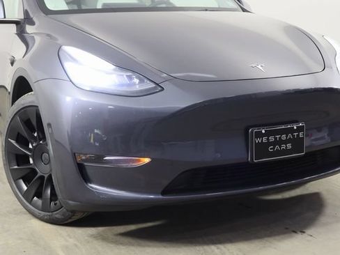 Used 2021 Tesla Model Y Long Range AWD/4WD image 42