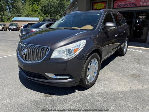 Used 2017 Buick Enclave Leather w/ Trailering Package FWD image 3