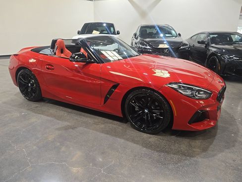 Used 2022 BMW Z4 sDrive30i w/ M Sport Package RWD image 18