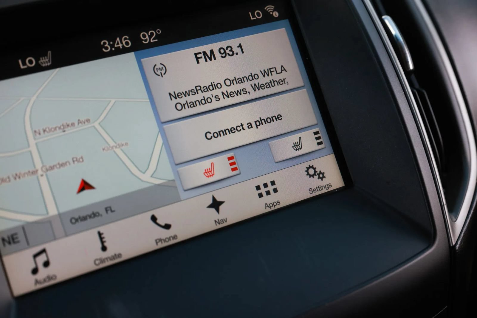 Used 2018 Ford Edge SEL w/ Equipment Group 201A FWD image 37