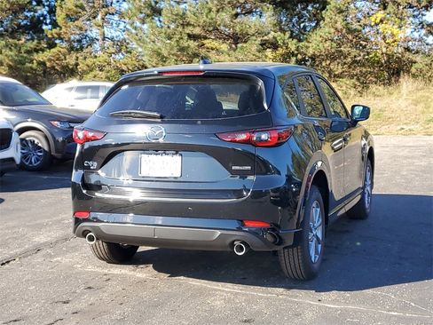 New 2025 MAZDA CX-5 AWD 2.5 S w/ Preferred Package image 3