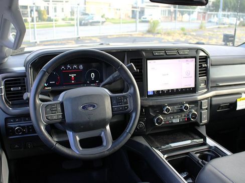 Used 2024 Ford F250 Lariat w/ Tremor Off-Road Package AWD/4WD image 4