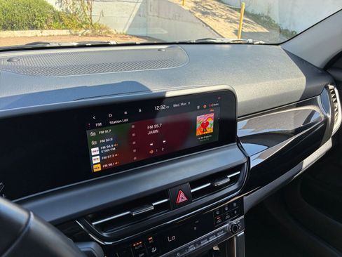 Used 2025 Kia Seltos S image 20