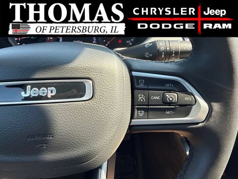 Used 2025 Jeep Compass Limited AWD/4WD image 15