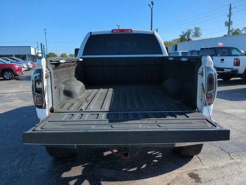 Used 2016 Toyota Tundra SR5 w/ SR5 Upgrade Package image 13