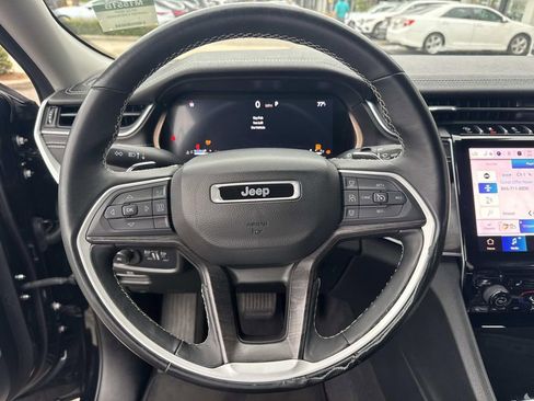 Used 2022 Jeep Grand Cherokee L Limited w/ Black Appearance Package RWD image 22