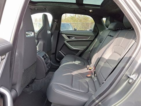 New 2026 Jaguar F-PACE R-Dynamic S image 5