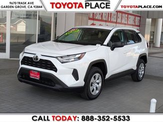 Used 2024 Toyota RAV4 LE video 1