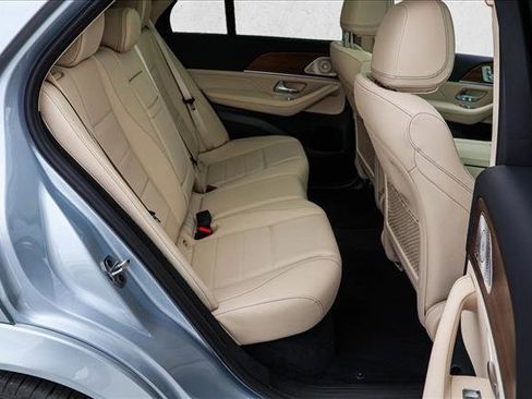 New 2026 Mercedes-Benz GLE 450 4MATIC image 23