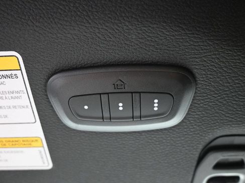 Used 2022 Jeep Gladiator Rubicon w/ LED Lighting Group AWD/4WD image 18