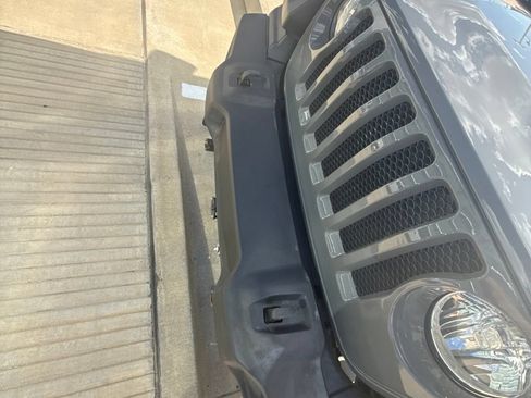 Used 2023 Jeep Wrangler Sport AWD/4WD image 25