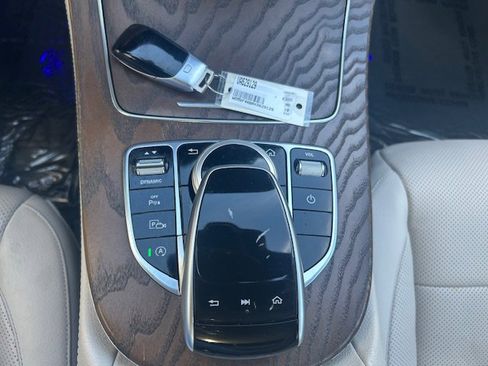 Used 2019 Mercedes-Benz E 300 4MATIC image 24
