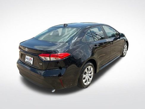 Used 2023 Toyota Corolla LE FWD image 10