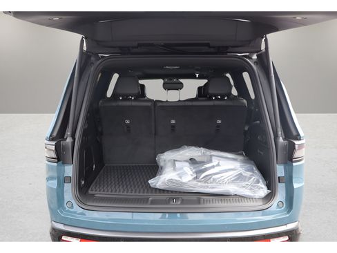 New 2026 Jeep Grand Wagoneer 4WD w/ Quick Order Packge 29V Upland image 9