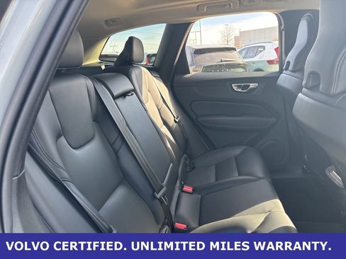 Certified 2025 Volvo XC60 B5 Core image 12
