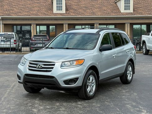 Used 2012 Hyundai Santa Fe GLS FWD image 5