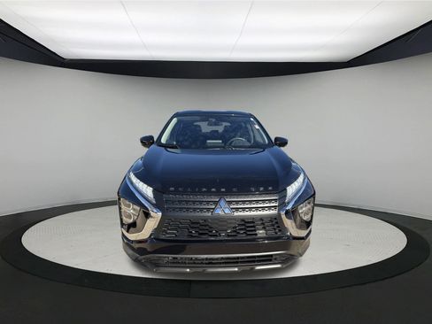 Used 2024 Mitsubishi Eclipse Cross LE image 2