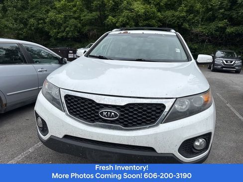 Used 2013 Kia Sorento LX w/ Convenience Pkg FWD image 3