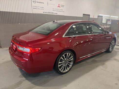 Used 2017 Lincoln Continental Reserve w/ Climate Package image 3