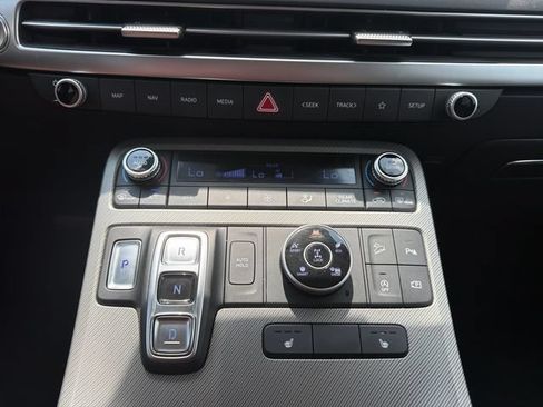 Used 2025 Hyundai Palisade SEL AWD/4WD image 32